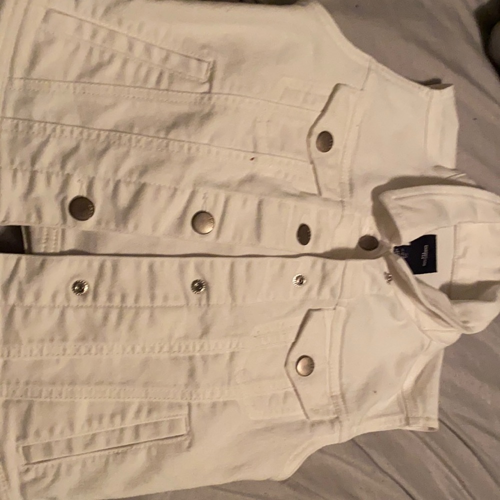 Never worn White Gap Vest